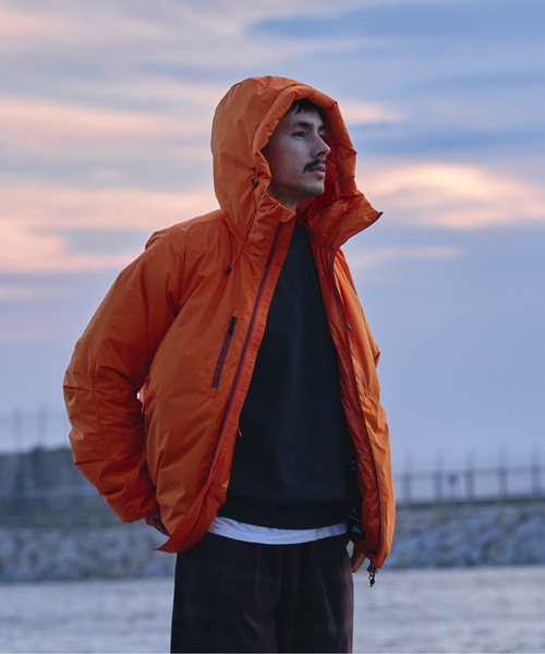 NANGA(ナンガ)の「『別注』NANGA×DOORS AURORA TEX DOWN PARKA(ダウンジャケット/コート・メンズ・オレンジ/ブラック/ネイビー/チャコールグレー/ブラウン・MEDIUM/SMALL/X-LARGE/LARGE/XX-LARGE)」の15枚目の写真