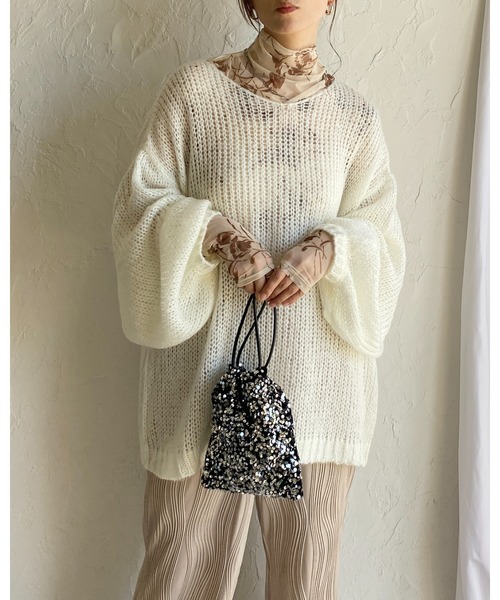 She's Closet（シーズクローゼット）の「プチハイネック 長袖 花柄シアートップスス（Tシャツ/カットソー・レディース・ネイビー/ブラック/アイボリー・FREE）」の18枚目の写真