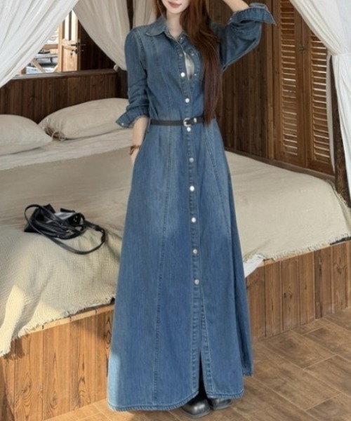 FAVORITO(ファヴォリート)の「襟付きデニムロングワンピース(ワンピース・レディース・ブルー・S/M/L/XL)」の1枚目の写真