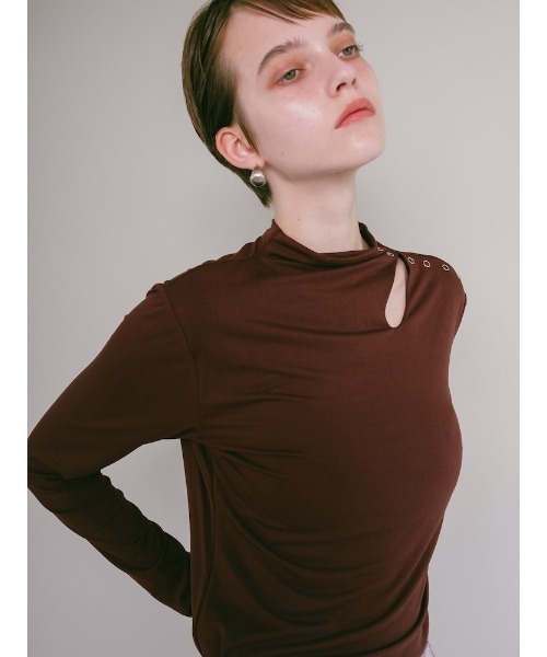 sahara(サハラ)の「Cutout Turtle Top(Tシャツ/カットソー・レディース・ブラック/ミント/アイボリー/ブラウン・FREE)」の15枚目の写真