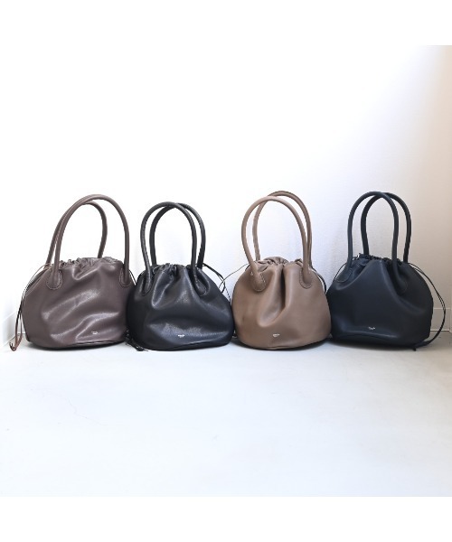 blancle(ブランクレ)の「【blancle】bc1396 L.LEATHER TUBE DRUM BAG(トートバッグ・レディース・グレイッシュベージュ/ネイビー/ブラック/ブラウン・FREE)」の13枚目の写真