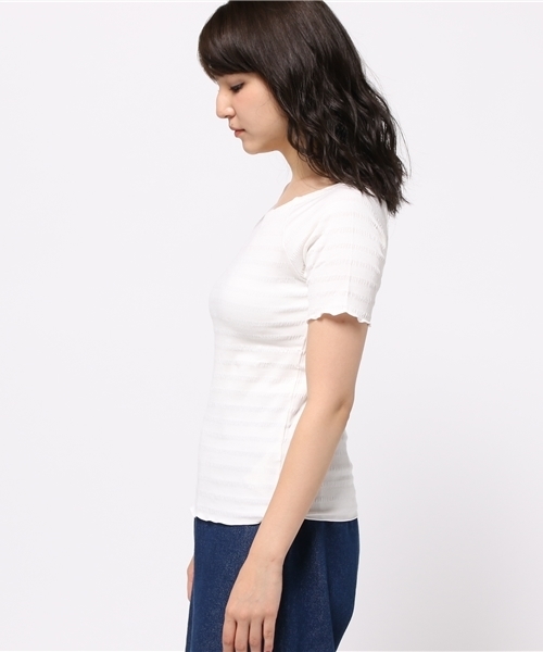 MOUSSY（マウジー）の「Shirring offshoulder tops（Tシャツ/カットソー・レディース・ホワイト/ライトピンク/ブラック・FREE）」の8枚目の写真