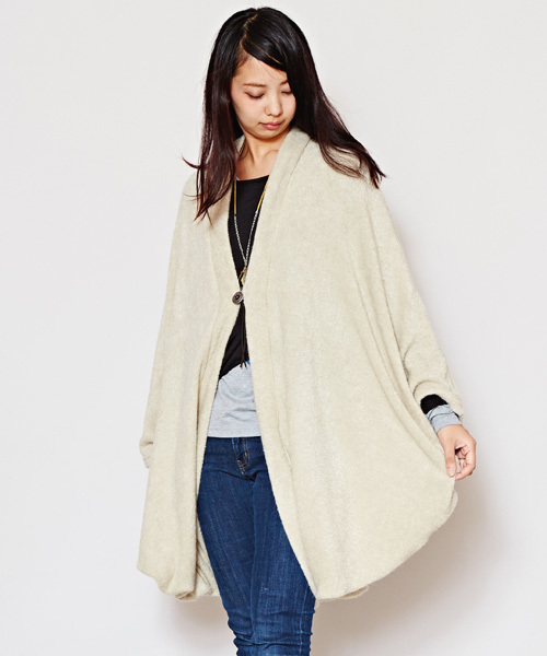 チャイハネ(チャイハネ)の「【チャイハネ】ビッグシルエットニットカーディガン(カーディガン/ボレロ・レディース・グレー/ブルー/ブラック/ベージュ/キャメル/ダークブルー・FREE)」の4枚目の写真