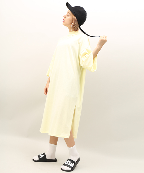 PUNYUS（プニュズ）の「ハイネックビックTワンピ（ワンピース・レディース・サックスブルー/ライトピンク/ブラック/ライトイエロー/ホワイト/ライトパープル・3/4）」の6枚目の写真