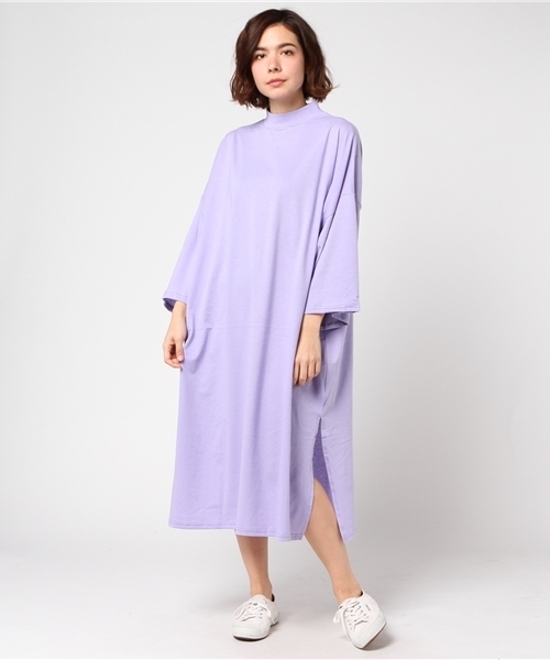 PUNYUS（プニュズ）の「ハイネックビックTワンピ（ワンピース・レディース・サックスブルー/ライトピンク/ブラック/ライトイエロー/ホワイト/ライトパープル・3/4）」の5枚目の写真