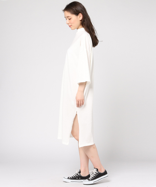 PUNYUS（プニュズ）の「ハイネックビックTワンピ（ワンピース・レディース・サックスブルー/ライトピンク/ブラック/ライトイエロー/ホワイト/ライトパープル・3/4）」の8枚目の写真