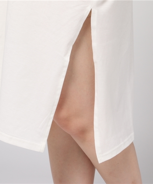 PUNYUS（プニュズ）の「ハイネックビックTワンピ（ワンピース・レディース・サックスブルー/ライトピンク/ブラック/ライトイエロー/ホワイト/ライトパープル・3/4）」の12枚目の写真