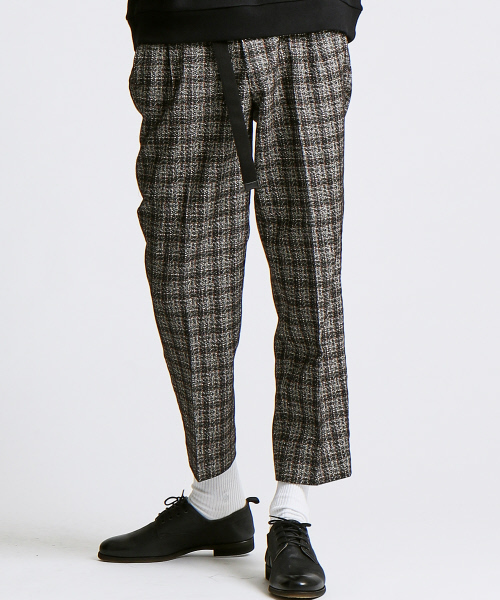 ABAHOUSE（アバハウス）の「ツイードチェックパイピングテーパード（その他パンツ・メンズ・ベージュ/ネイビー・46/48）」の2枚目の写真