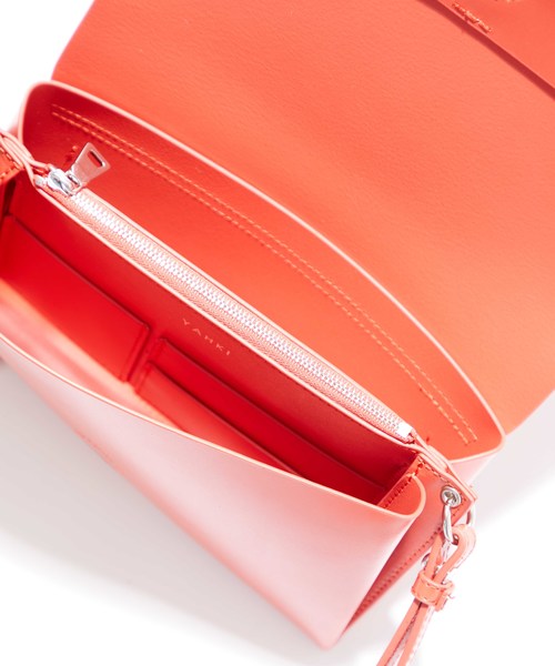 YAHKI（ヤーキ）の「【YAHKI】《STUDIOUS別注》お財布ショルダー　YH-154（ショルダーバッグ・レディース・レッド/ブラック/ネイビー・FREE）」の6枚目の写真