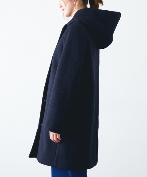 STUDIOUS（ステュディオス）の「【STUDIOUS】ボンディングコクーンフードコート（その他アウター・レディース・ブラック/オフホワイト/サックスブルー・1/0）」の22枚目の写真