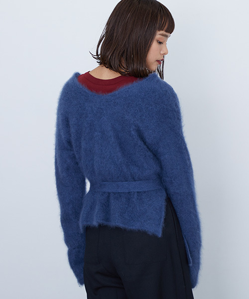 STUDIOUS（ステュディオス）の「2WAYカシミアカシュクールカーディガン（カーディガン/ボレロ・レディース・インディゴブルー/レッド/ネイビー・FREE）」の8枚目の写真