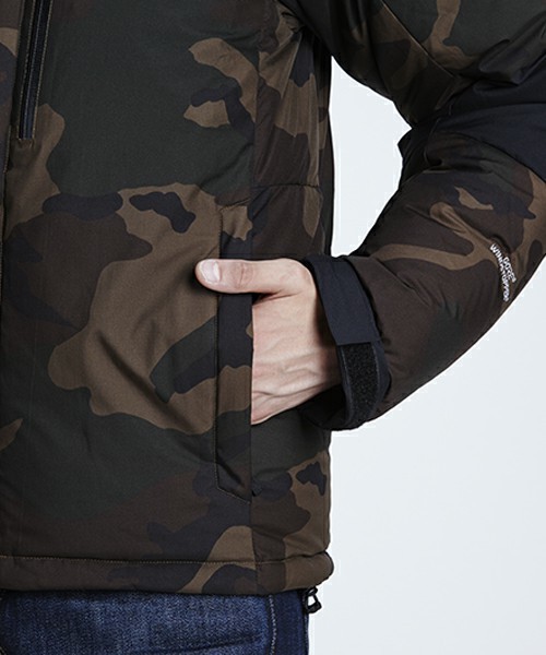 THE NORTH FACE（ザノースフェイス）の「【THE NORTH FACE】 ザ・ノース・フェイス ノベルティ バルトロ ライト ジャケット 「ハイロフト ダウン」 / Novelty Baltro Light Jacket（ダウンジャケット/コート・メンズ・ウッドランド/ホワイト系その他・M）」の8枚目の写真