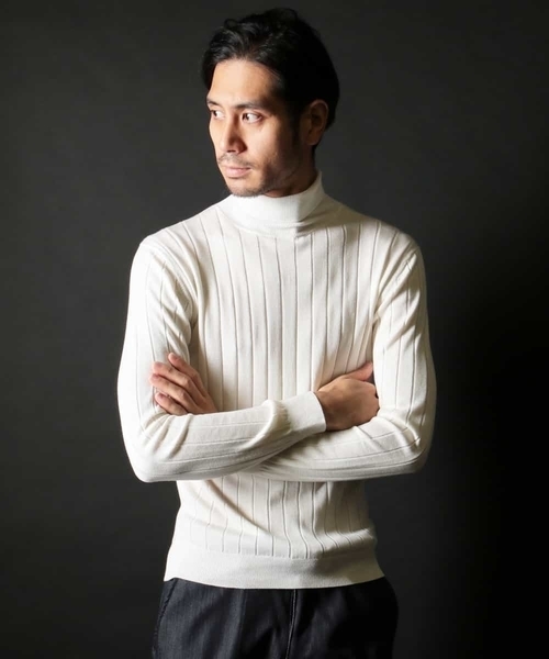 MICHEL KLEIN HOMME (ミッシェルクランオム)の「Rusty silk タートルネックニット(ニット/セーター・メンズ・ネイビー/ブルー/アイボリー・MEDIUM/LARGE/X-LARGE)」の2枚目の写真