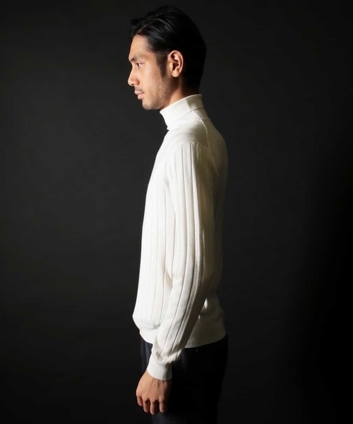 MICHEL KLEIN HOMME (ミッシェルクランオム)の「Rusty silk タートルネックニット(ニット/セーター・メンズ・ネイビー/ブルー/アイボリー・MEDIUM/LARGE/X-LARGE)」の11枚目の写真