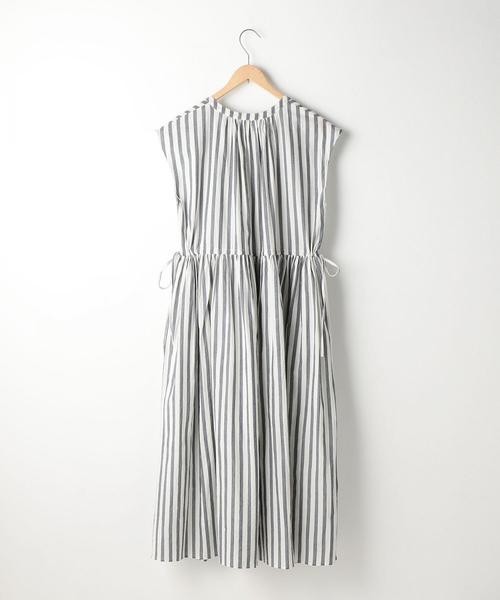 coen(コーエン)の「【『リンネル』6月号掲載・CM着用アイテム・Market】ストライプマキシワンピース(ワンピース・レディース・ブラック/コバルトブルー・FREE)」の4枚目の写真