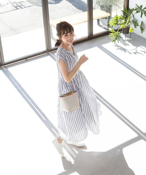 coen(コーエン)の「【『リンネル』6月号掲載・CM着用アイテム・Market】ストライプマキシワンピース(ワンピース・レディース・ブラック/コバルトブルー・FREE)」の11枚目の写真