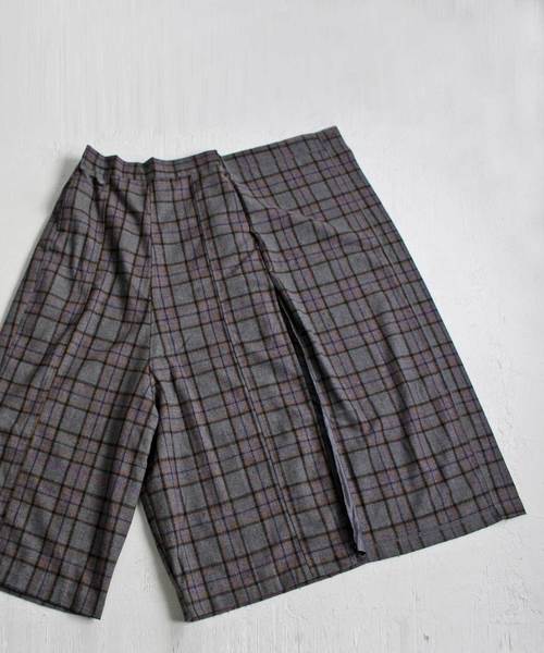 antiqua（アンティカ）の「チェッククロスカフェパンツ（その他パンツ・レディース・グレー・FREE）」の2枚目の写真