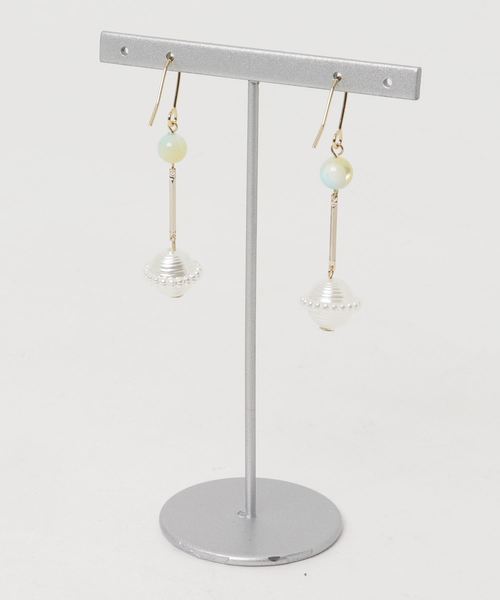 TONE SELECT GOODS(トーンセレクトグッズ)の「【Uloue】小さな土星のピアス(ピアス(両耳用)・レディース・グリーン系その他/パープル系その他/ピンク系その他・FREE)」の4枚目の写真