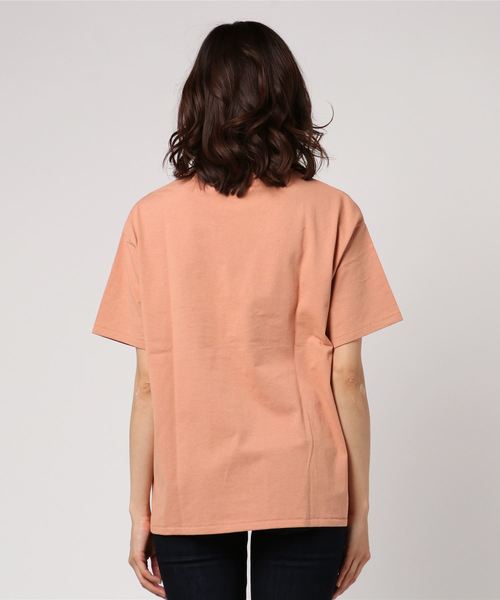 LOWRYS FARM(ローリーズファーム)の「USAビッグTシャツ 789778 (Tシャツ/カットソー・レディース・オレンジ/ブラック/パープル/オフホワイト・LARGE/MEDIUM)」の5枚目の写真