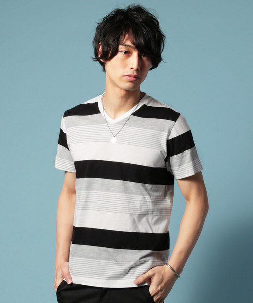 先染め転換ボーダーVネック半袖Tシャツ 先染め転換ボーダーVネック半袖Tシャツ