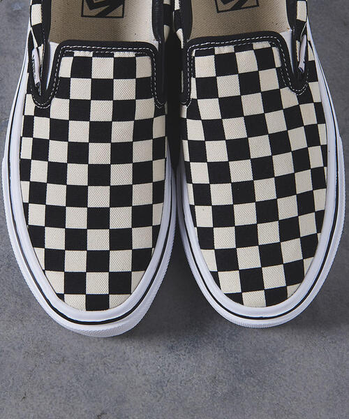VANS(バンズ)の「<VANS(バンズ)>チェック スリッポン スニーカー(スリッポン・レディース・ブラック・5/4h/5h/6/6h)」の5枚目の写真