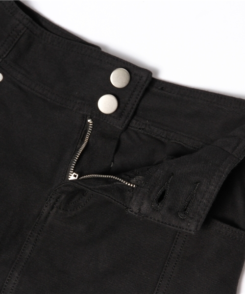 DouDou（ドゥドゥ）の「スウェットデニムタイトスカート（スカート・レディース・オフホワイト/ブラック・34/36）」の6枚目の写真