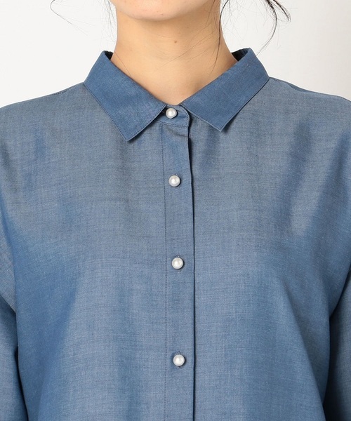 NOLLEY’S（ノーリーズ）の「パール釦テンセルデニム裾2-WAYシャツ（シャツ/ブラウス・レディース・インディゴブルー・38/36）」の7枚目の写真