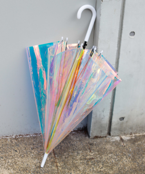 VANNIE U(ヴァニーユー)の「オーロラクリアアンブレラ(長傘・レディース・クリア・FREE)」の5枚目の写真