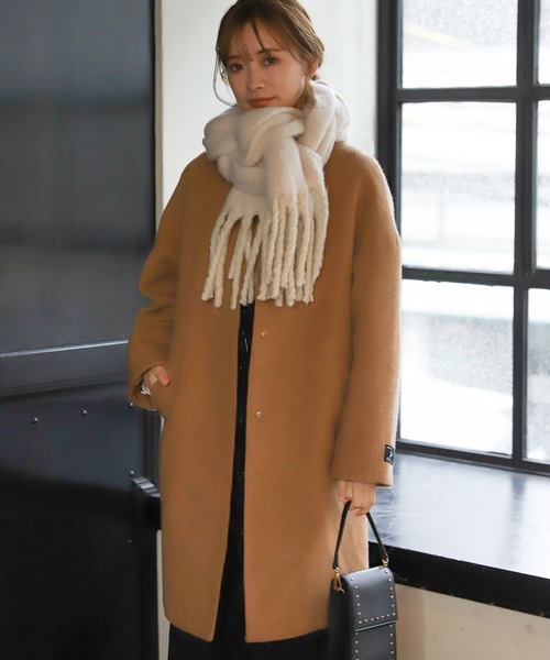 mysty woman(ミスティウーマン)の「クルーネックドットボタンコート 840975(その他アウター)」|ライトブラウン