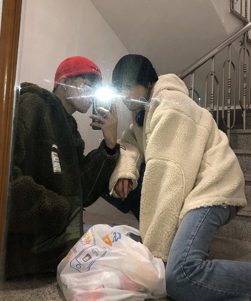 MASONPRINCE（メイソンプリンス）の「【MASONPRINCE】ビッグシルエット ナイロン切り替え ボア パーカー フードJKT MF1807（ムートンコート・メンズ・ブラック/アイボリー/カーキ・S/M/L）」の5枚目の写真