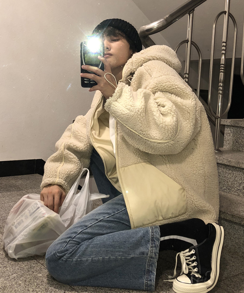 MASONPRINCE（メイソンプリンス）の「【MASONPRINCE】ビッグシルエット ナイロン切り替え ボア パーカー フードJKT MF1807（ムートンコート・メンズ・ブラック/アイボリー/カーキ・S/M/L）」の11枚目の写真