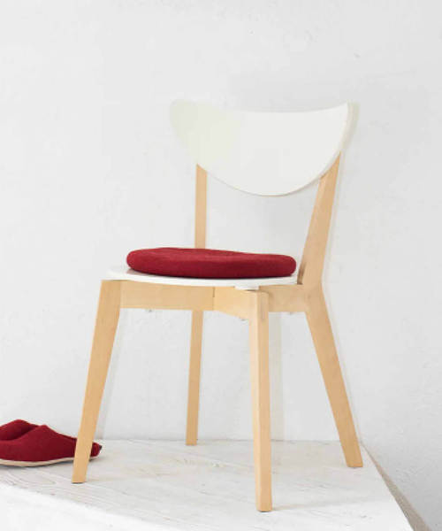 sarasa design�i�T���T�f�U�C���j�́ub2c �E�[�� �t�F���g �`�F�A�p�b�h�b�� ���a36cm�i�N�b�V����/�N�b�V�����J�o�[�j�v�b���b�h