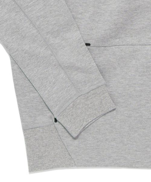 BEAMS（ビームス）の「NIKE / ナイキ テック フリース 1.0（スウェット・メンズ・ブラック/グレー/ブルー・LARGE/SMALL/MEDIUM）」の18枚目の写真