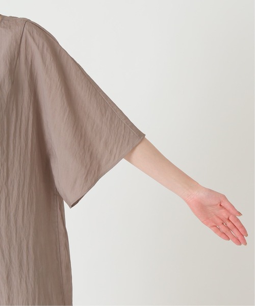 IENA(イエナ)の「ワッシャーワンピース◆(ワンピース・レディース・ホワイト/ベージュ/ナチュラル・38/36)」の15枚目の写真