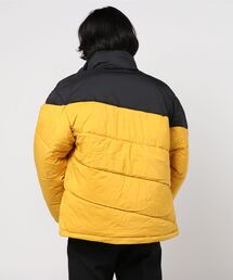 VOLCOM（ボルコム）の「VOLCOM/ボルコム 撥水 パフジャケット A1702001