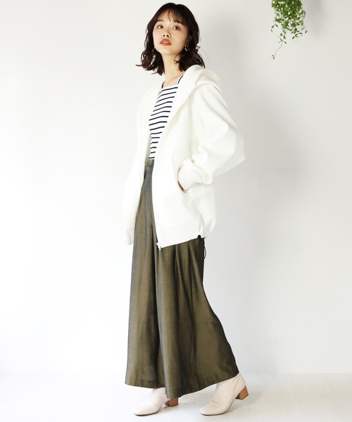 ARCANUM DESIGN（アルカナムデザイン）の「ダンボールニットビッグシルエットドルマンコクーンパーカ（パーカー・レディース・ブラック/ベージュ/グレー/ピンク/ホワイト・S/M）」の17枚目の写真