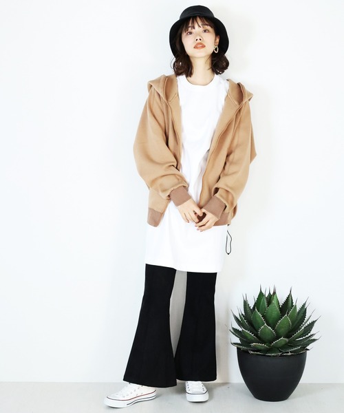 ARCANUM DESIGN（アルカナムデザイン）の「ダンボールニットビッグシルエットドルマンコクーンパーカ（パーカー・レディース・ブラック/ベージュ/グレー/ピンク/ホワイト・S/M）」の8枚目の写真