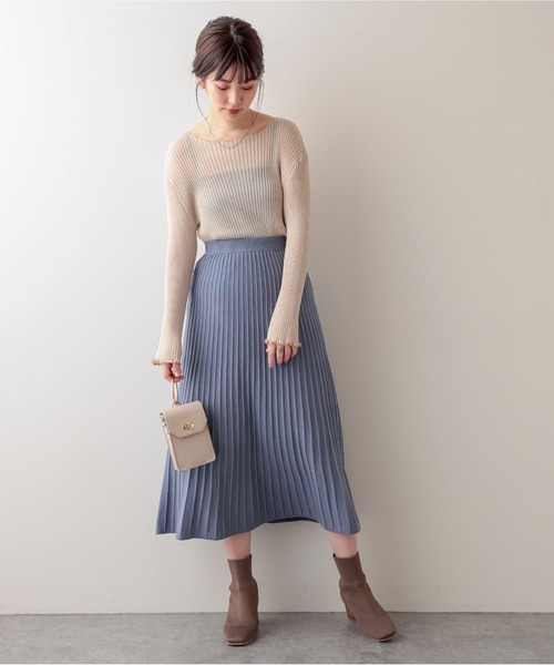 natural couture(ナチュラルクチュール)の「プリーツニットスカート(スカート・レディース・ブラック/ブラウン/モカ/グリーン/サックスブルー・FREE)」の17枚目の写真