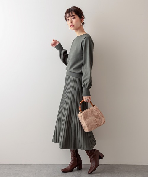 natural couture(ナチュラルクチュール)の「プリーツニットスカート(スカート・レディース・ブラック/ブラウン/モカ/グリーン/サックスブルー・FREE)」の12枚目の写真