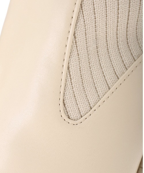 ALEXIA STAM（アリシアスタン）の「Square Toe Short Boots