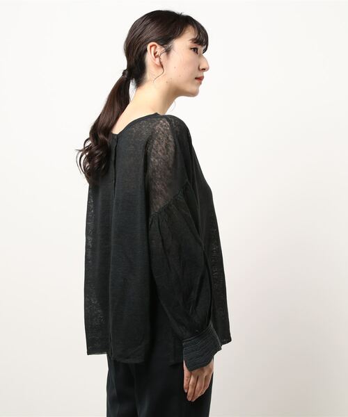 audrey and john wad(オードリーアンドジョンワッド)の「前後2WAYプルオーバー(Tシャツ/カットソー・レディース・ブラック/ベージュ/オレンジ・M)」の4枚目の写真