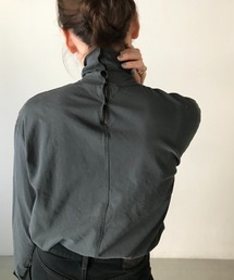 スナップボタン付きコットンタートルネックカットソー（ロングスリーブ）
