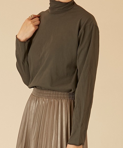 ANGIE（アンジー）の「スナップボタン付きコットンタートルネックカットソー（ロングスリーブ）（Tシャツ/カットソー・レディース・オフホワイト/ライム/ダークグレー・FREE）」の10枚目の写真