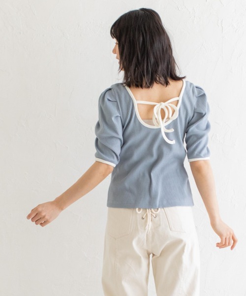 Mysa&Liina(ミーサリーナ)の「ボリュームスリーブパイピングプルオーバー(Tシャツ/カットソー・レディース・ブラック/ブルー/アイボリー・M)」の12枚目の写真