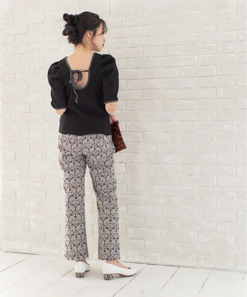 Mysa&Liina(ミーサリーナ)の「ボリュームスリーブパイピングプルオーバー(Tシャツ/カットソー・レディース・ブラック/ブルー/アイボリー・M)」の7枚目の写真