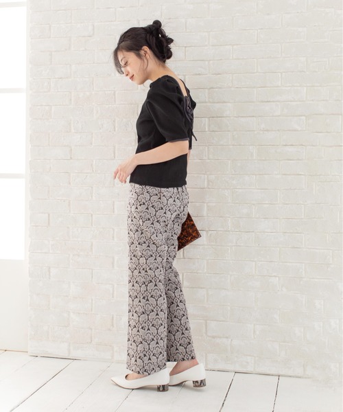 Mysa&Liina(ミーサリーナ)の「ボリュームスリーブパイピングプルオーバー(Tシャツ/カットソー・レディース・ブラック/ブルー/アイボリー・M)」の19枚目の写真