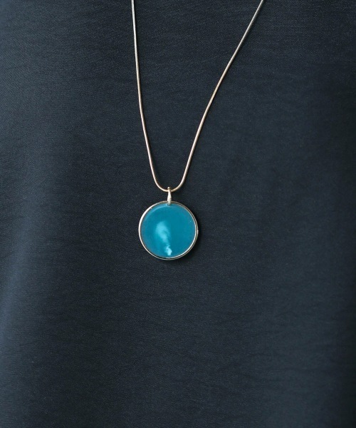 Bou Jeloud（ブージュルード）の「マーブルプレートネックレス（ネックレス・レディース・オフホワイト/グリーン・ONE SIZE）」の5枚目の写真