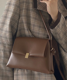 【c.u.l】フラップスクエアショルダーバッグ cula170