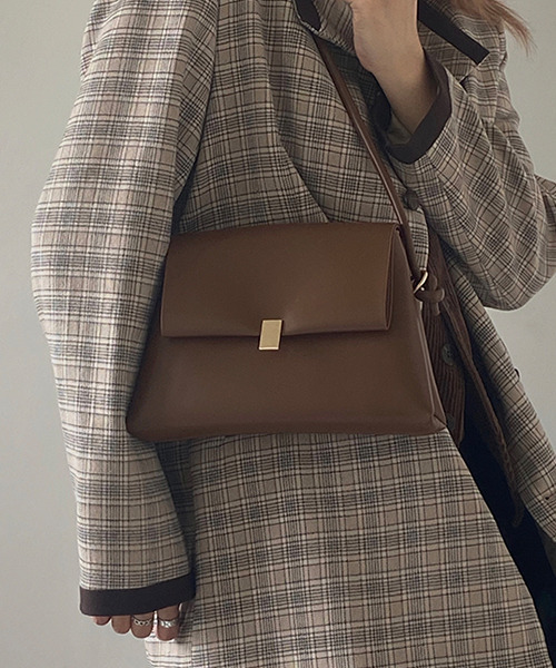 c.u.l（シーユーエル）の「【c.u.l】フラップスクエアショルダーバッグ cula170（ショルダーバッグ・レディース・ブラウン/ブラック・FREE）」の21枚目の写真