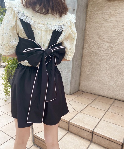 one after another NICE CLAUP(ワンアフターアナザーナイスクラップ)の「【WEB限定】バックリボンミニサロペット(サロペット/オーバーオール・レディース・ブラック/ブラック系その他/ベージュ系その他/チェック・FREE)」の5枚目の写真